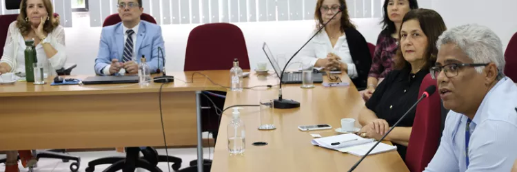 SEI apresenta resultados de pesquisa de satisfação à PGE-BA