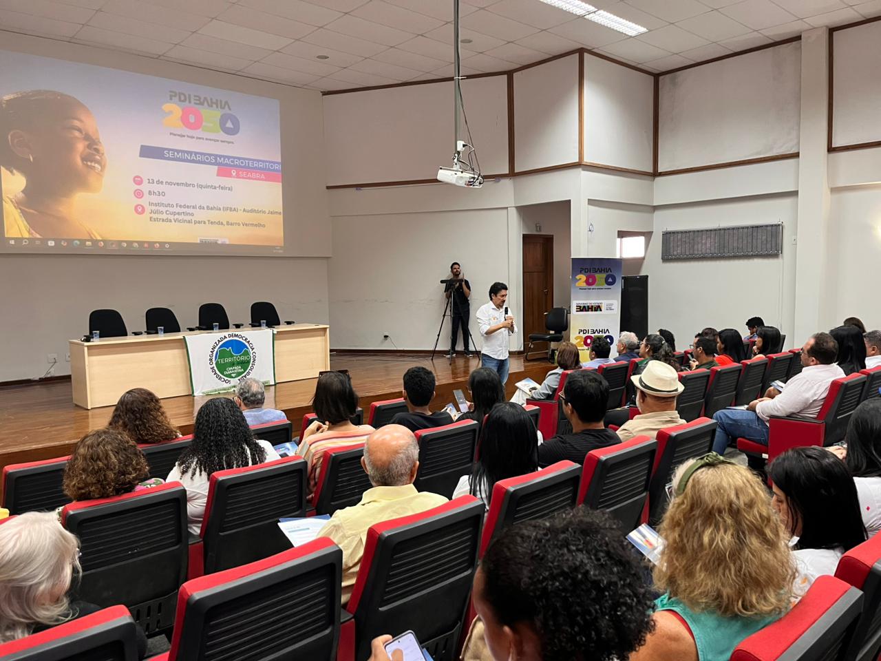 Seabra encerra segunda semana de Seminários Macroterritoriais do PDI Bahia 2050