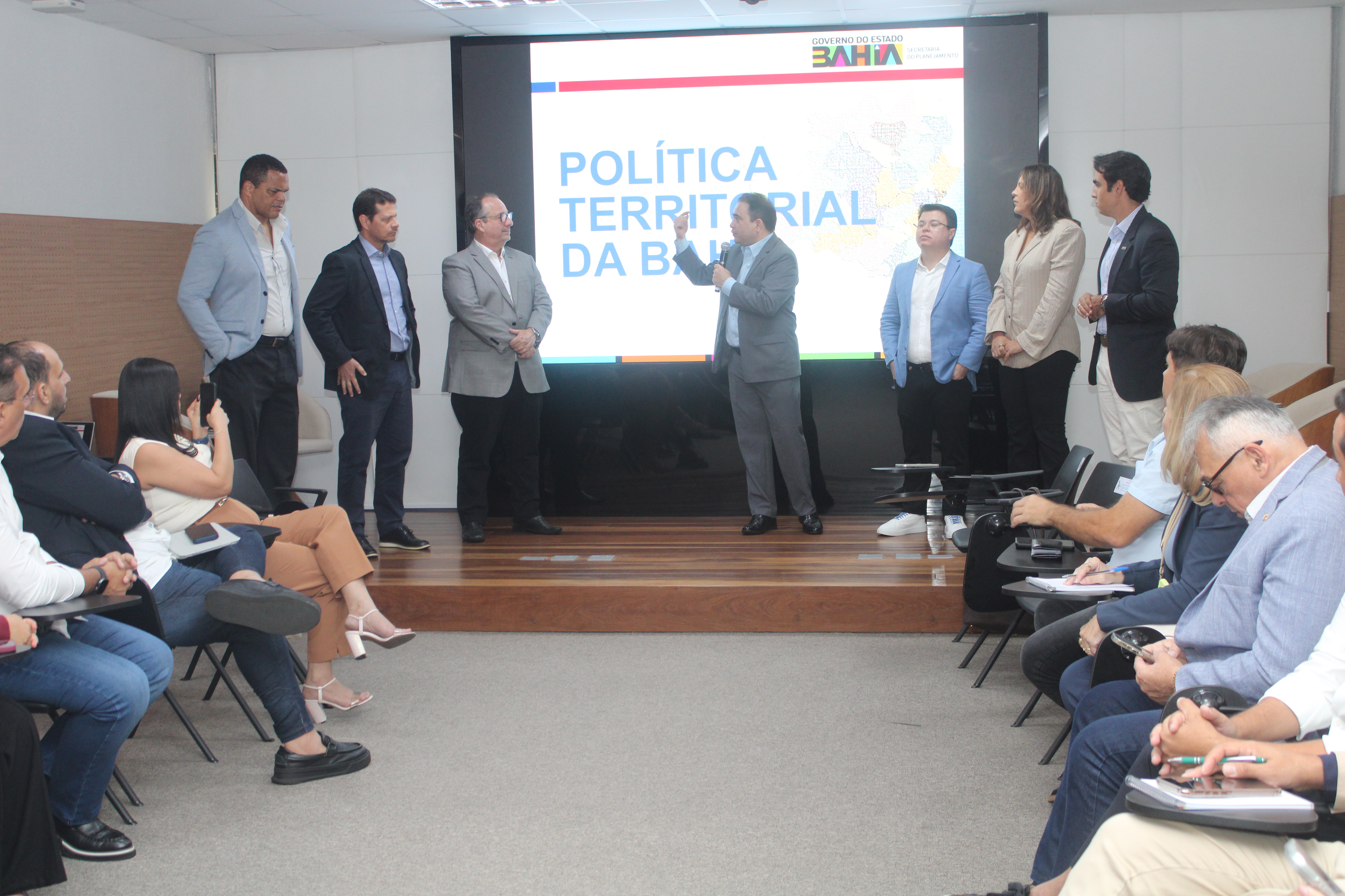 comitiva do Ceará visita a Bahia para conhecer experiência do estado