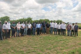 Empresários de cinco grupos investidores conhecem potencial do Polo Agroindustrial do São Francisco (3)