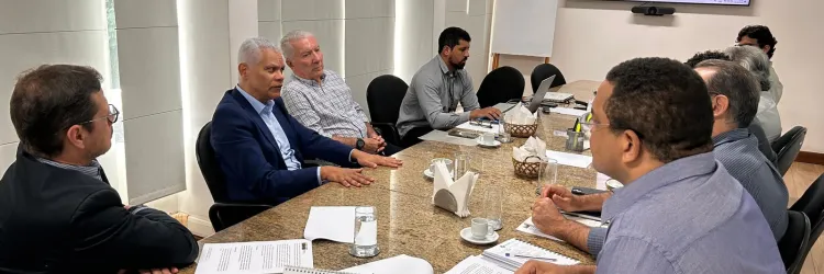 Governo da Bahia avança em projeto para levar energia trifásica à agricultura familiar e impulsionar o desenvolvimento do estado