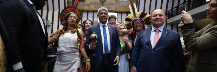 POLITICAS_POVOS_INDIGENAS