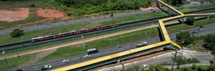 Passarela ligando bairro da paz e mussurunga