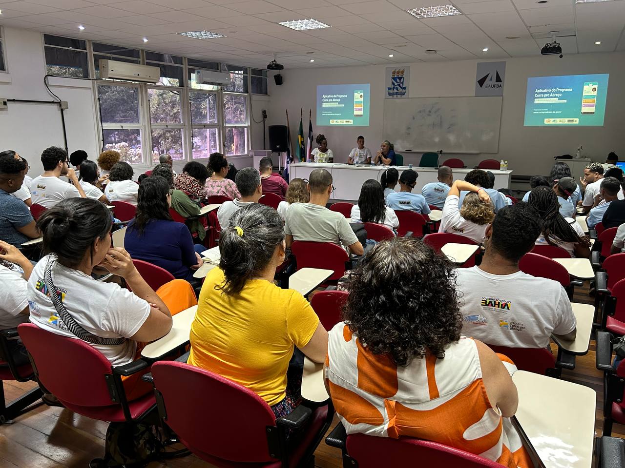 app corra pro abraço