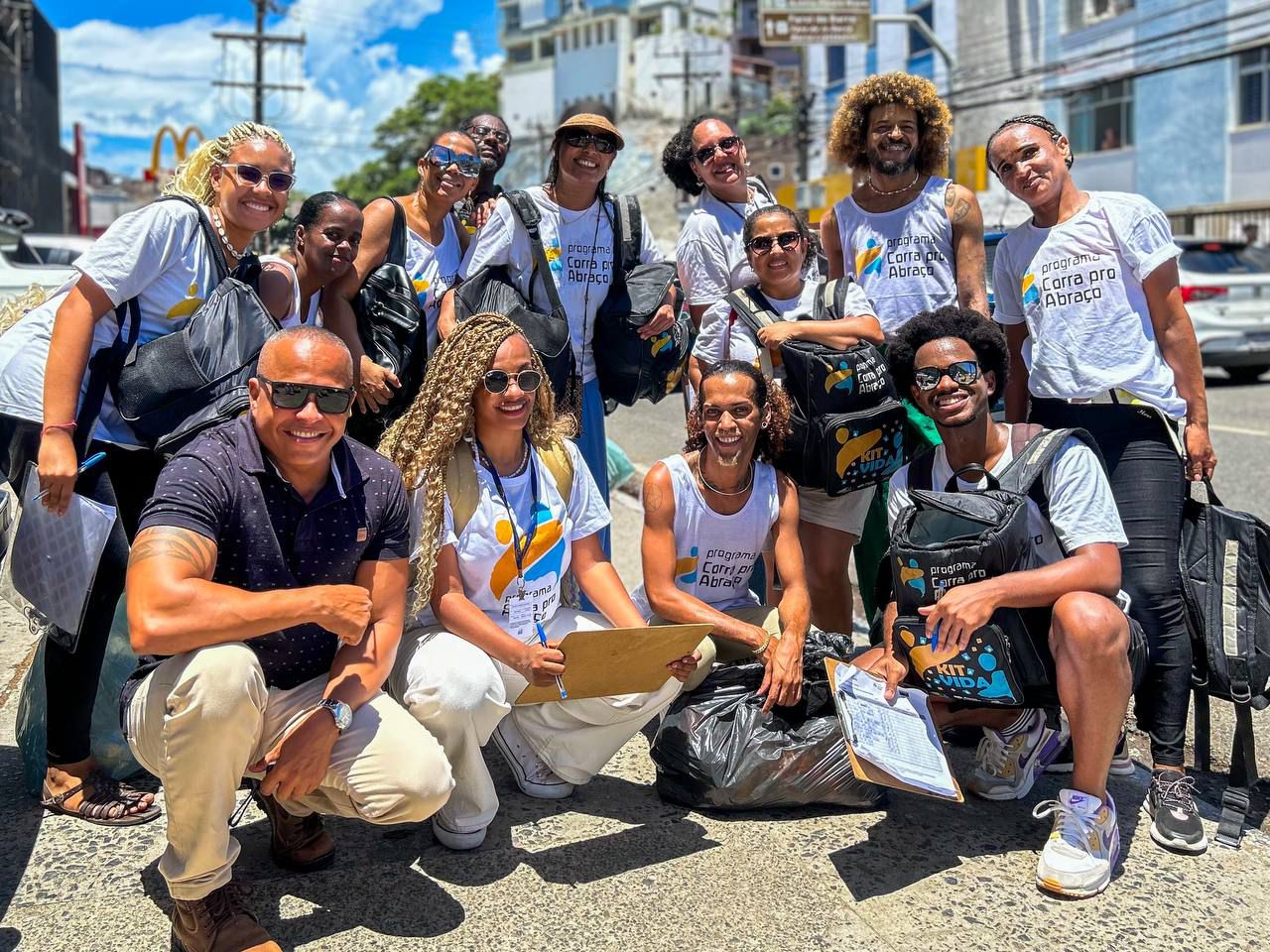 Corra pro Abraço garante cuidado e redução de danos na Festa de Iemanjá
