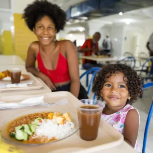 Governo do Estado reforma Restaurante Popular da Liberdade e transfere serviços para CSU