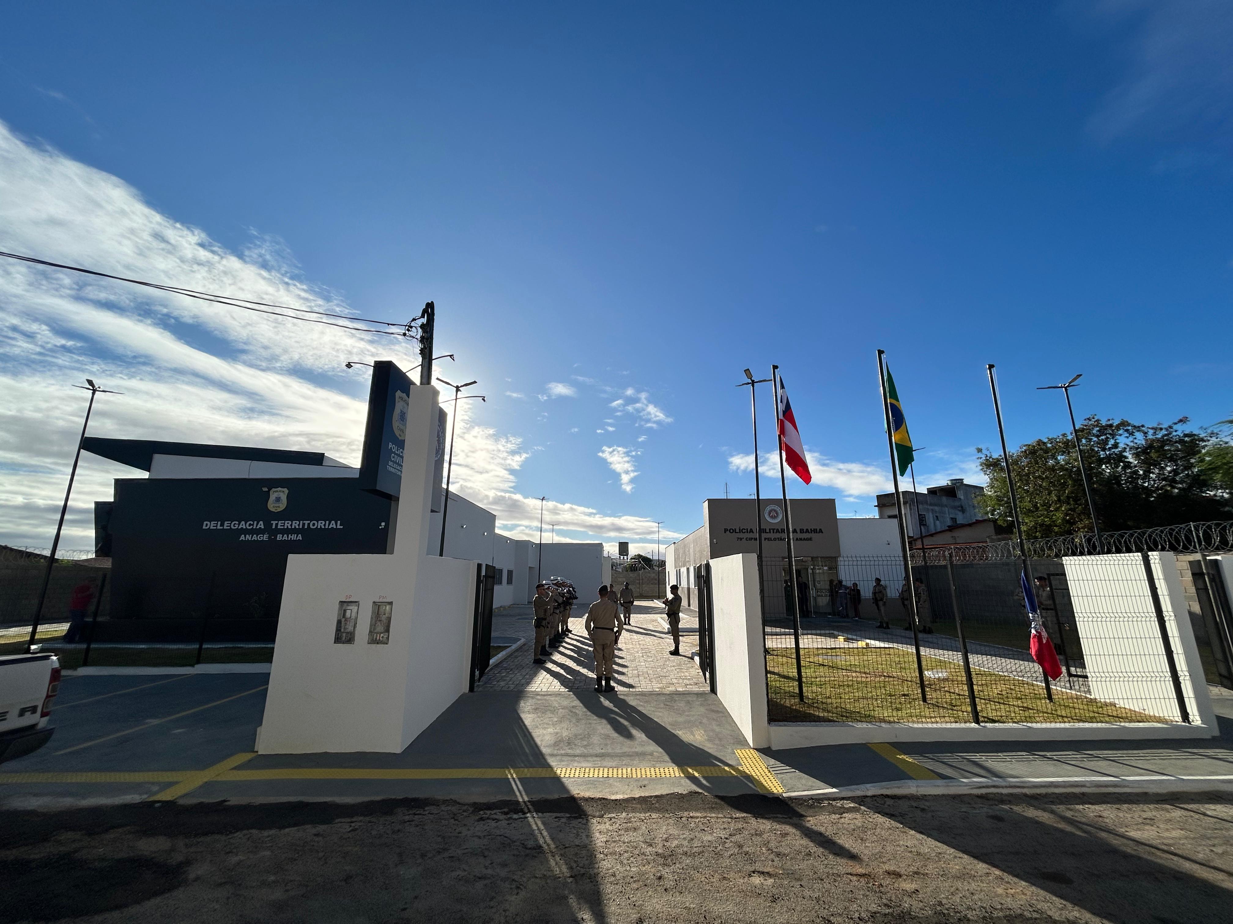 PM e PC ampliam integração em Anagé com inauguração de Delegacia e Pelotão