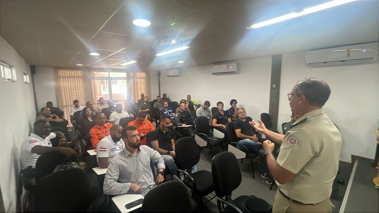 Grupo de Trabalho para festas populares debate uso de drones