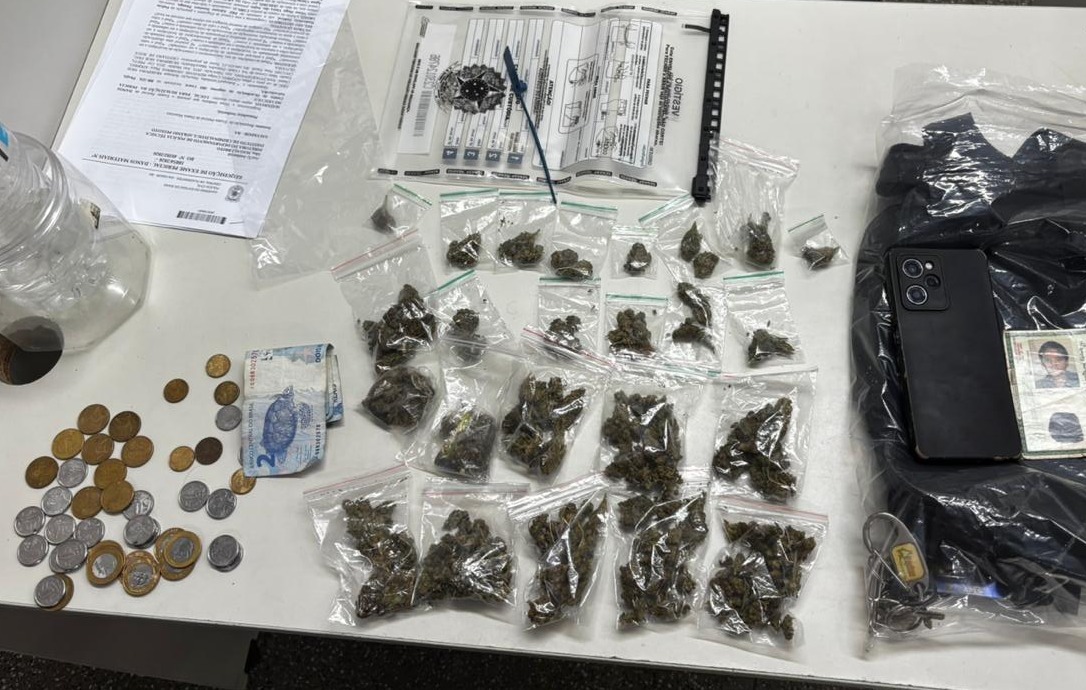 PM prende homem por tráfico de drogas na Ribeira