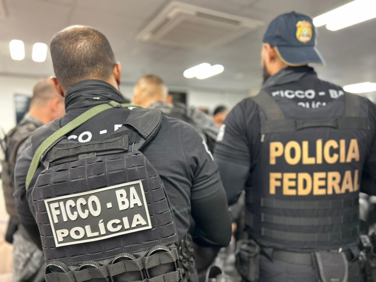 Em nova operação internacional, SSP, PF, PC e FICCO Bahia capturam na Bolívia líder de facção, com atuação na BA e no RJ
