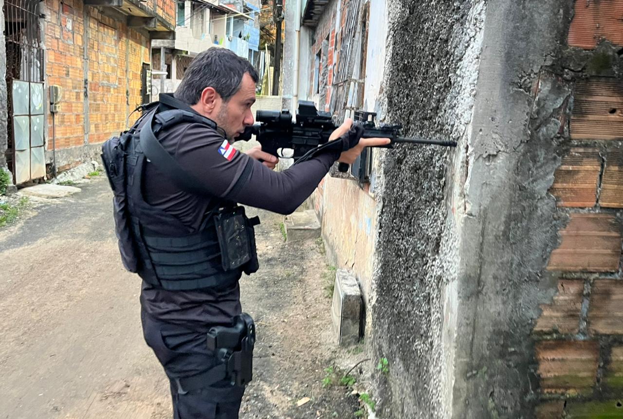 Operação Junco prende dez investigados por tráfico de drogas e organização criminosa em Salvador e interior da Bahia