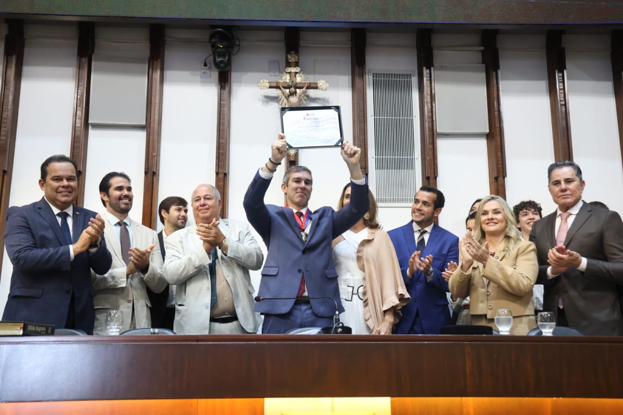 Secretário Marcelo Werner é agraciado com a Comenda 2 de Julho da Assembleia Legislativa da Bahia