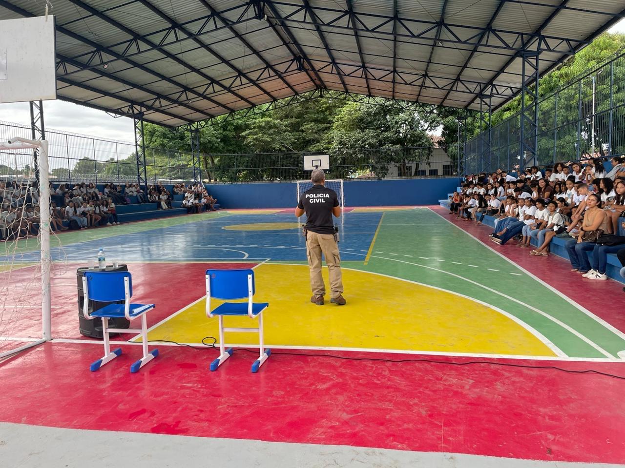 Polícia Civil promove palestra sobre violência escolar em Arraial d'Ajuda