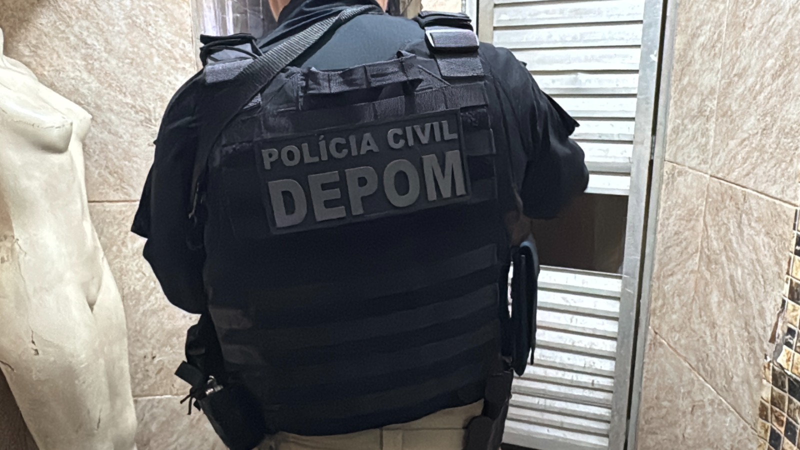Polícia Civil prende suspeito em flagrante por tráfico de drogas em Mata de São João