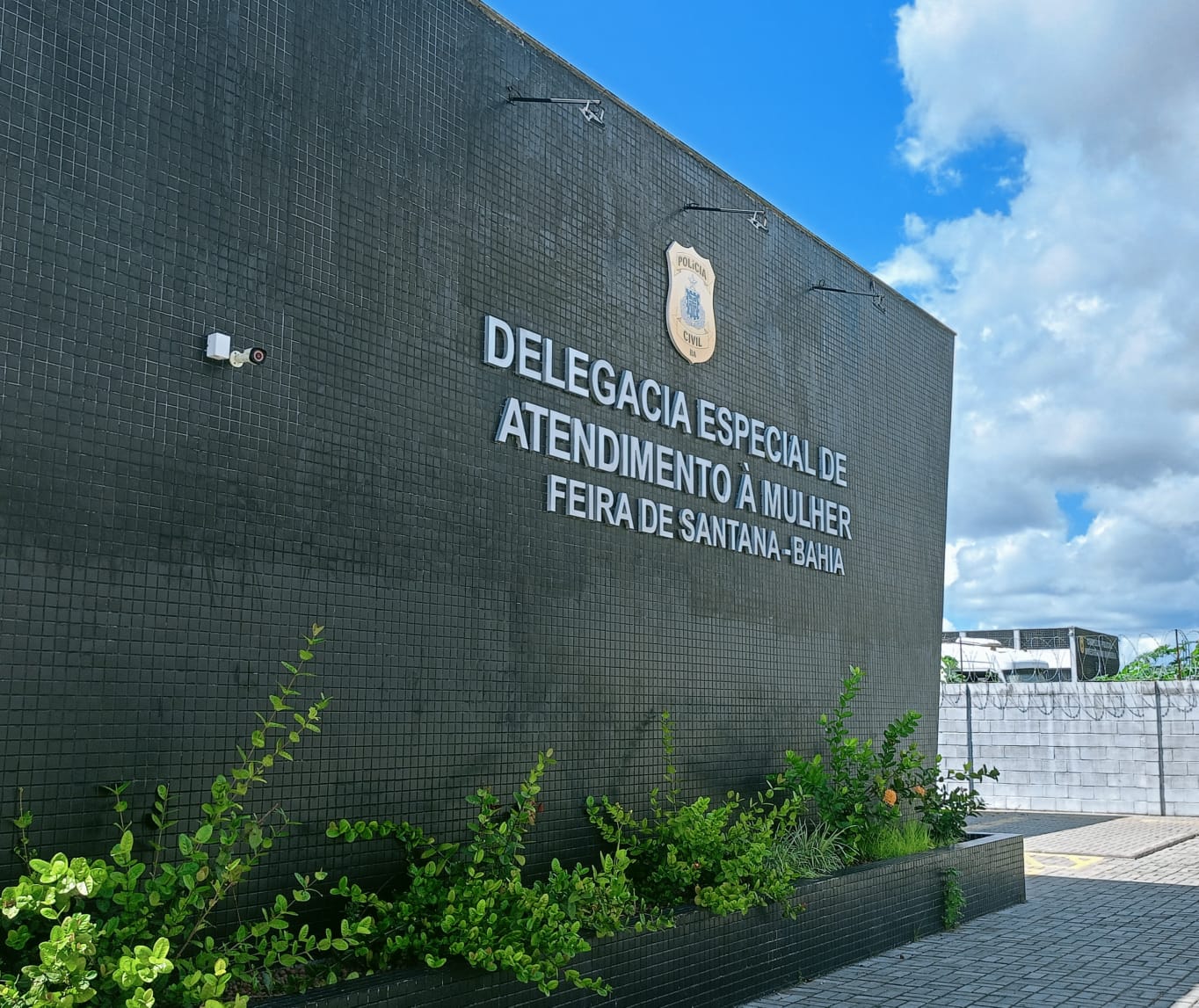 Homem investigado por reiterados crimes contra mulheres é preso em Feira de Santana