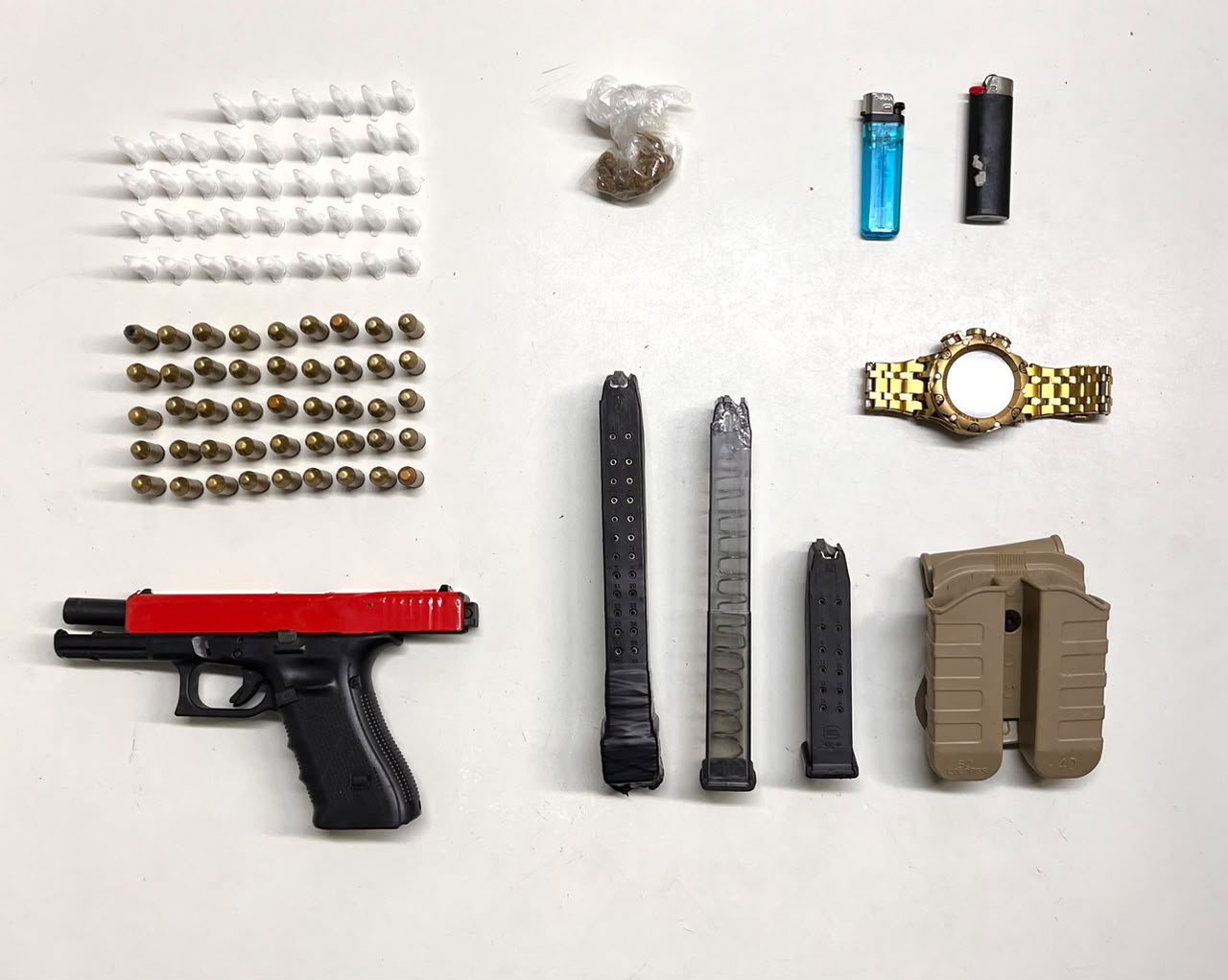 PM liberta família refém, apreende armas, granada, drogas e prende suspeitos no Vale das Pedrinhas