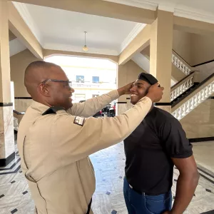 Passos de orgulho: jovem se inspira no pai e entra para a Polícia Militar da Bahia