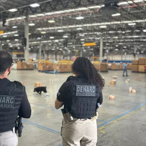 Polícia Civil apreende drogas e cigarros eletrônicos em operação conjunta com os Correios em Salvador