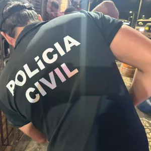 Polícia Civil integra operação conjunta na orla de Itapuã