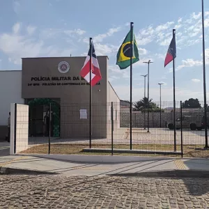 Imagem da novo Pelotão está em primeiro plano