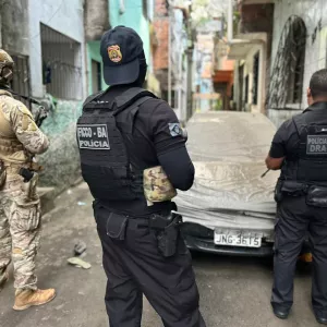 Forças Estaduais e Federais miram tráfico de armas com a Operação Bomboniere