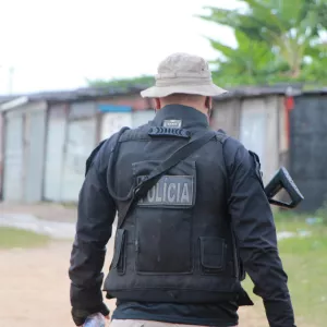 Adolescente é apreendido por ato infracional análogo ao tráfico de drogas em Feira de Santana