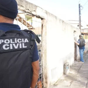 Homem que matou amigo com 40 facadas é preso em Feira de Santana