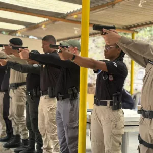Vinte servidores das Forças da Segurança aperfeiçoam técnicas durante Curso de Tiro Operacional