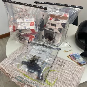 Polícia Civil frustra assalto e recupera canetas emagrecedoras em Salvador