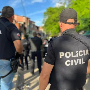 Operação Parking prende seis homens e cumpre mandados no Nordeste de Amaralina em Salvador