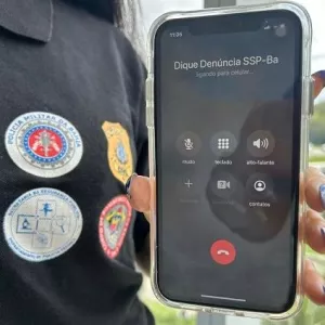 Disque Denúncia da SSP é principal canal para repasse de informações sobre foragidos do triplo homicídio 