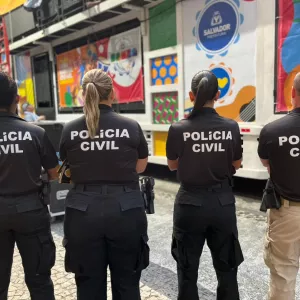 Polícia Civil realiza fiscalização de trios elétricos nos circuitos Dodô e Osmar durante o Carnaval