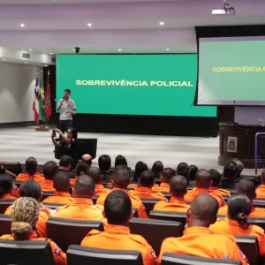 Sobrevivência Policial é abordada em palestra ministrada por especialista da Polícia Federal