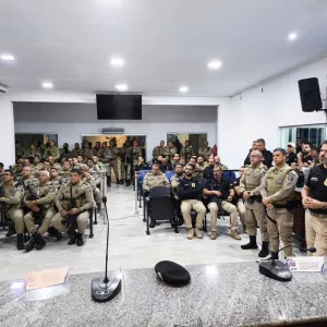 PC, PM e FICCO Bahia combatem integrantes de facções na cidade de Jequié