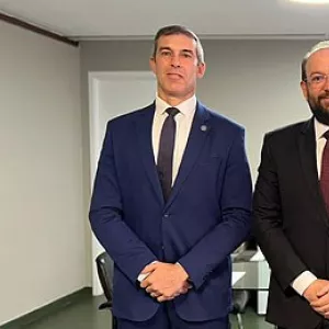 Presidente do TRE-BA recebe visita institucional das forças de segurança da Bahia