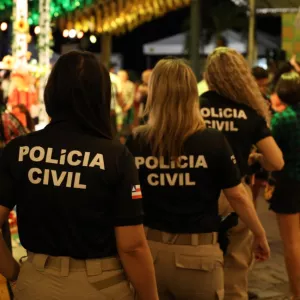 Policiais e Bombeiros reforçam ações ostensivas, investigativas e de salvamento nas festas do Centro Histórico de Salvador