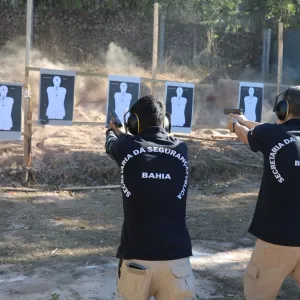 Curso de ‘Tiro de Sobrevivência Policial’ aprimora técnicas de agentes das forças de segurança