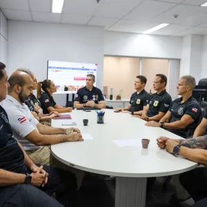 Equipes dos Departamentos Operacionais utilizam drones para reforçar a fiscalização das garagens de empresas de transportes em Salvador