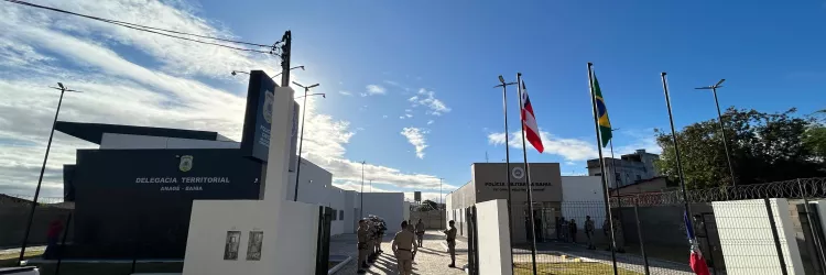 PM e PC ampliam integração em Anagé com inauguração de Delegacia e Pelotão