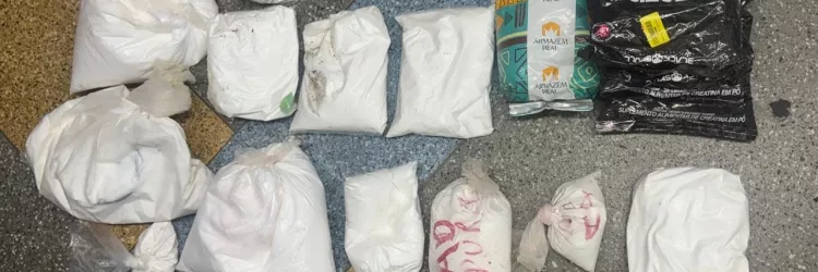 Entorpecentes apreendidos são exibidos