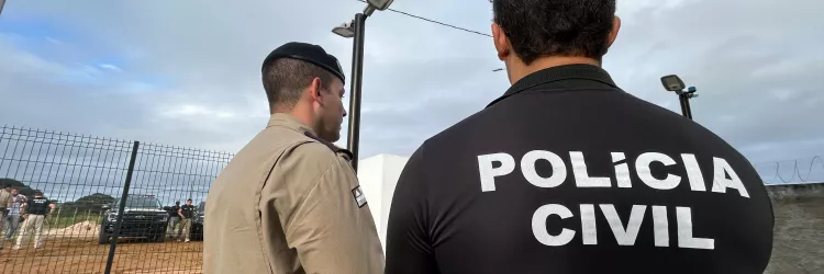 Autoridades estão de costas