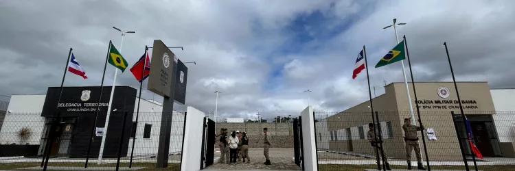 Cravolândia ganha unidades integradas da PM e PC