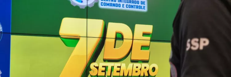 Painel do festejo é exibido