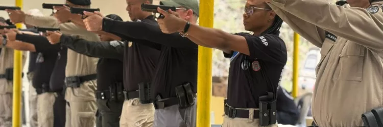 Vinte servidores das Forças da Segurança aperfeiçoam técnicas durante Curso de Tiro Operacional