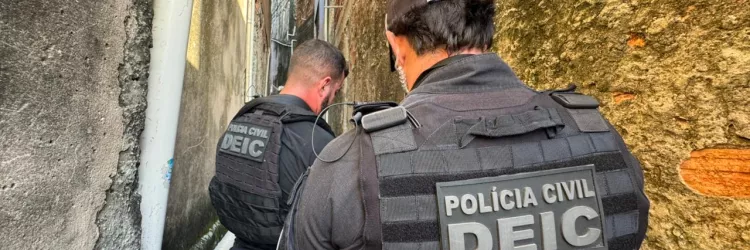 Articulador de roubos a farmácias é preso dentro de motel no Costa Azul