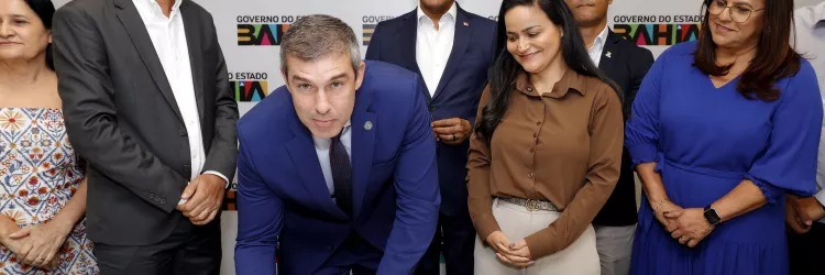 Governo e Prefeitura discutem ações e projetos para Lauro de Freitas durante reunião em Salvador