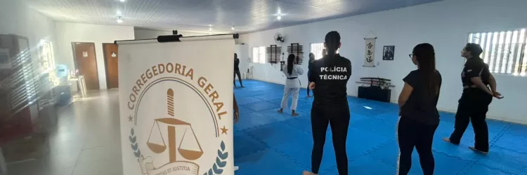 Corregedoria da SSP promove aula de defesa pessoal feminina em homenagem ao mês da mulher