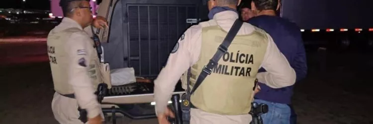 Foragido de Goiás, integrante de facção paulista tenta se esconder na Bahia mas é interceptado em ônibus interestadual