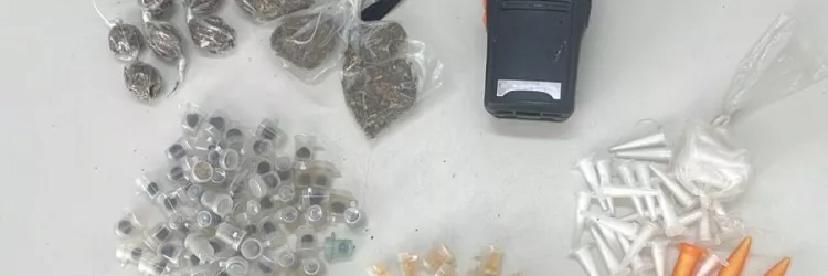 PM prende dois suspeitos por tráfico de drogas em Nova Constituinte