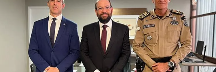 Presidente do TRE-BA recebe visita institucional das forças de segurança da Bahia